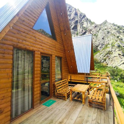 Off Inn Kazbegi