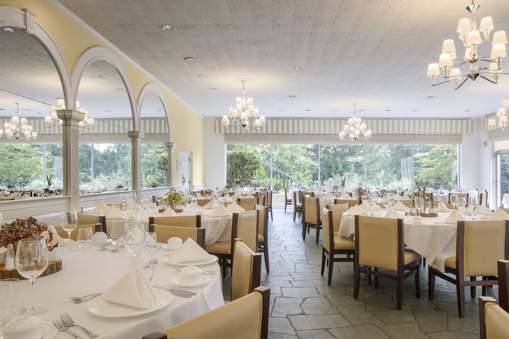 Airlie Hotel - photo 27