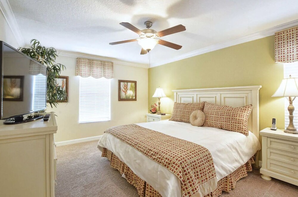 Luxurious 6BD Pool Home With Best Resort Amenities Two Master Suites and Big Pool Area #6pp917 - photo 14