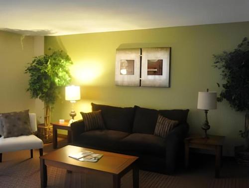Garden Plaza Hotel - photo 20