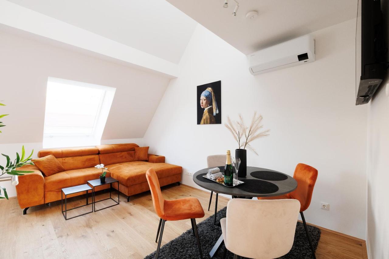 SYMPHONY Apartments 42 Modern Loft with Terrace and Grill in Central Location — 4-Star Luxury Hotel in Vienna, Austria