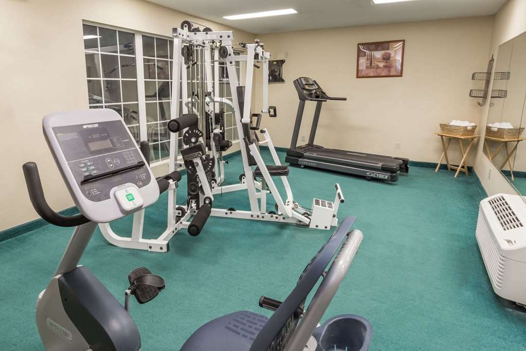 Baymont by Wyndham Lakeland - photo 6