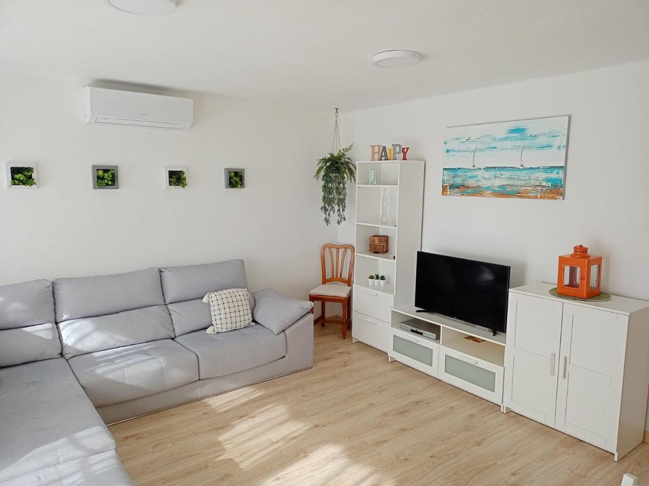 Apartamento Ciudamar — 4-Star Luxury Hotel in Sagunto, Spain