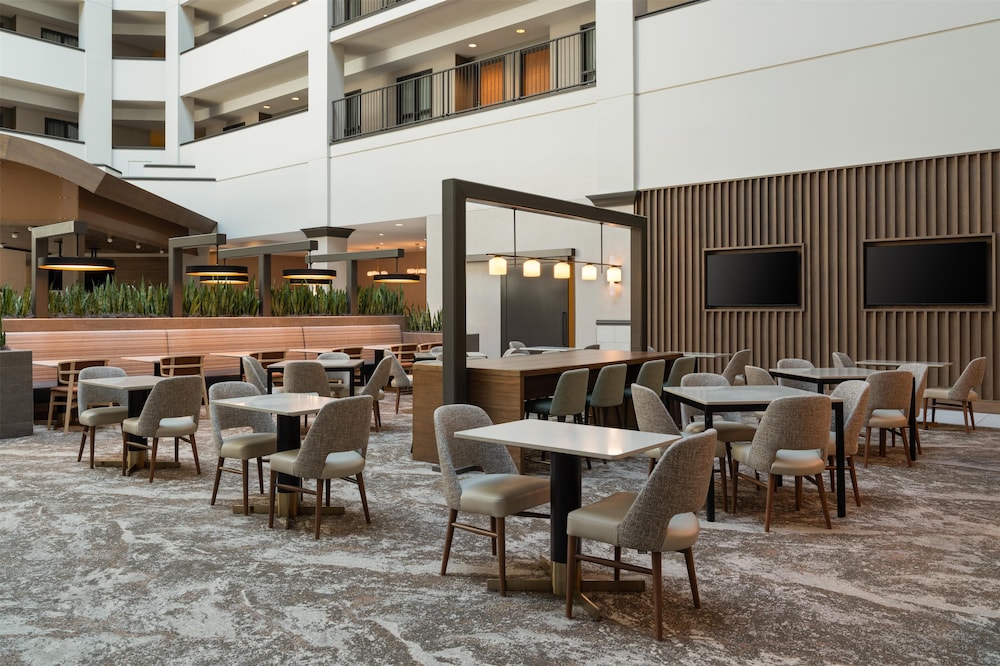 Embassy Suites by Hilton at Hot Springs Convention Center - photo 35