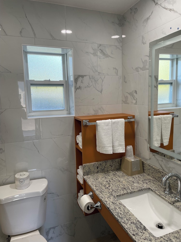 The Springwater Inn - photo 12