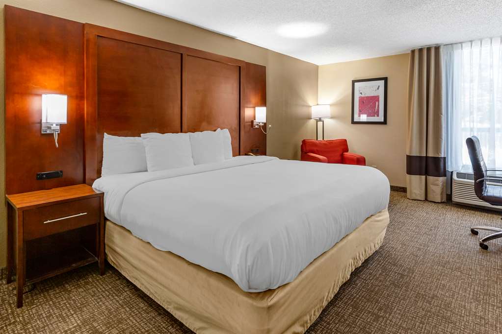 Comfort Inn Laurinburg NC - photo 18