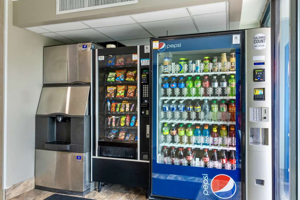 Best Western Corpus Christi Airport Hotel - photo 37