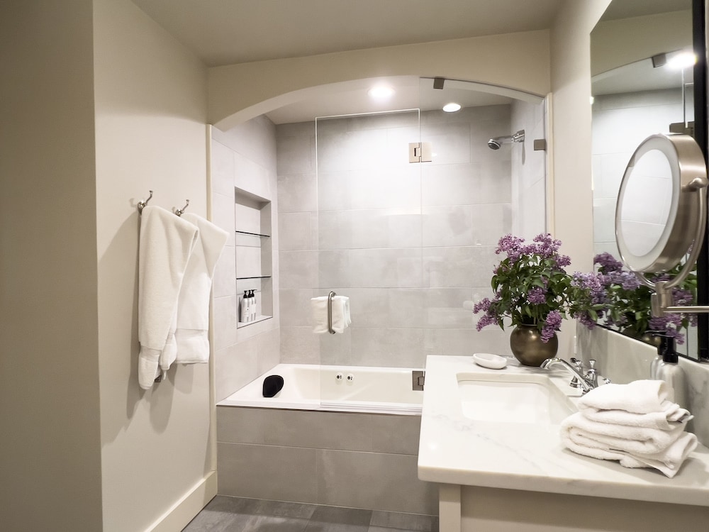 Element 52 Auberge Collection - photo 347
