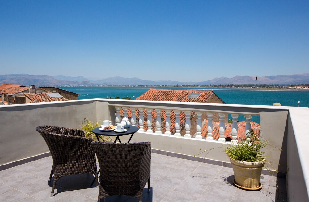 Aion Luxury Hotel — 4-Star Luxury Hotel in Nafplio, Greece