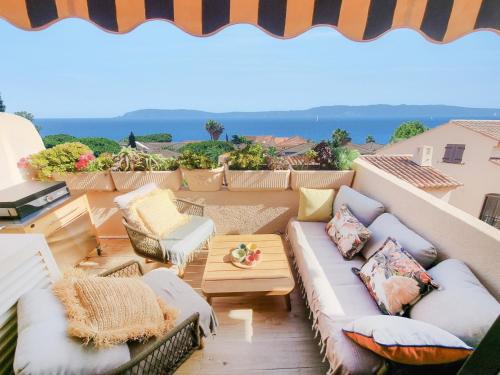 4 Stars by the Sea Wifi Parking Clim in Le Lavandou, France