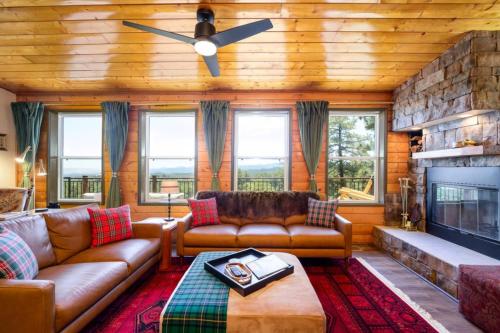 Breathtaking Views Elevated Comfort Pets Welcome in Prescott, United States