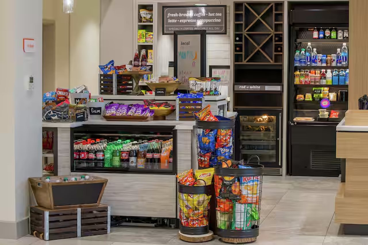 Hilton Garden Inn Wichita Airport - photo 4