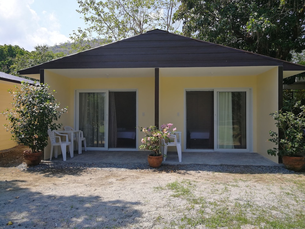 Hidaway Resort in San Antonio, Philippines