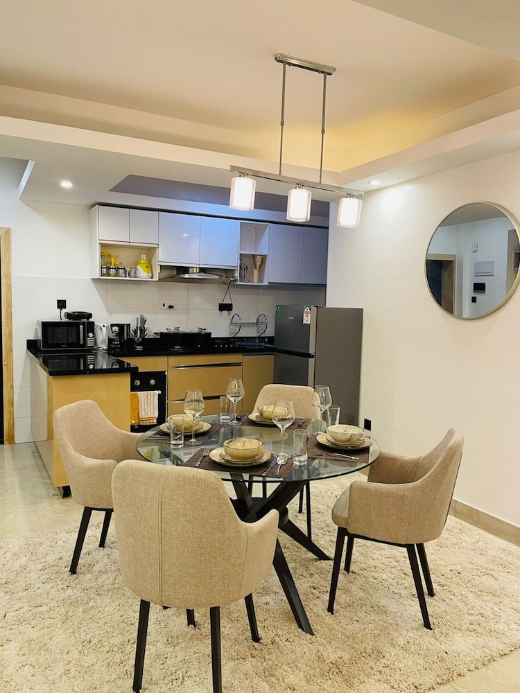 Lavington Apartment by CHH