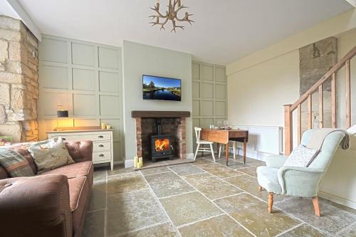 Coquetdale Cottage in Rothbury Nr National Park — 4-Star Luxury Hotel in Rothbury, United Kingdom