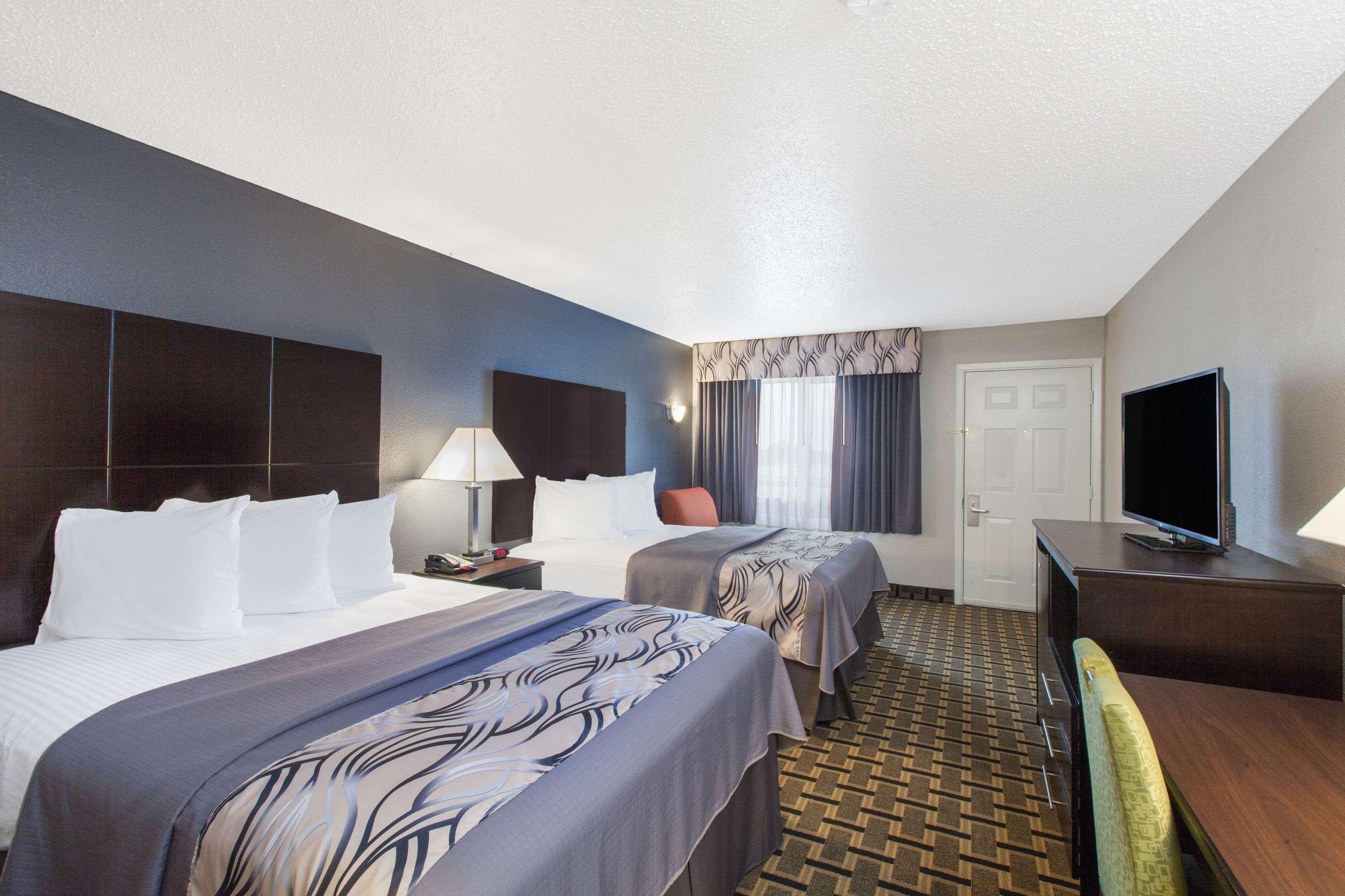 Days Inn by Wyndham Ennis - photo 17