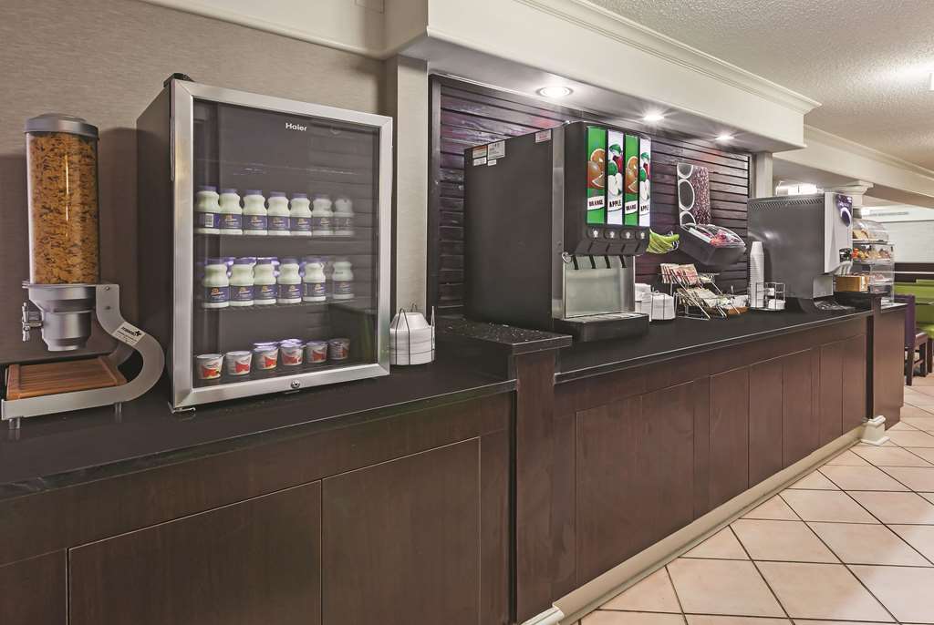 Travelodge by Wyndham Houston Cy Fair - photo 37