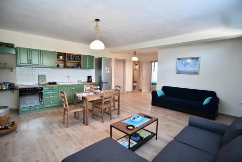Searockhouse - carbon neutral hotel in Unknown City