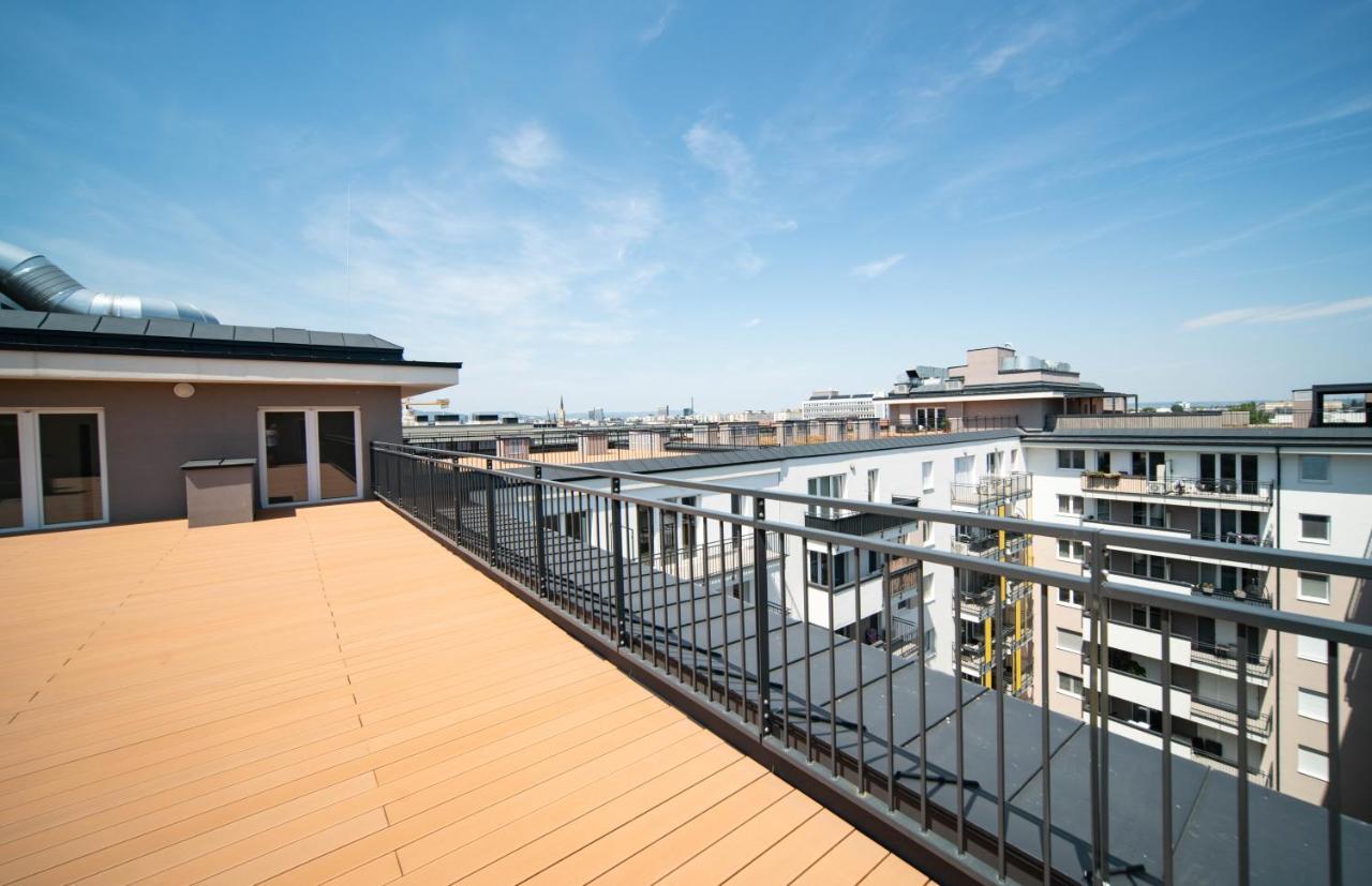 Rooftop Budapest 6ppl Free Parking — 4-Star Luxury Hotel in Budapest, Hungary