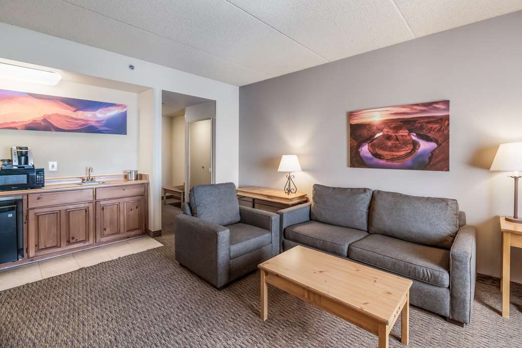 Red Lion Inn & Suites Goodyear Phoenix - photo 18