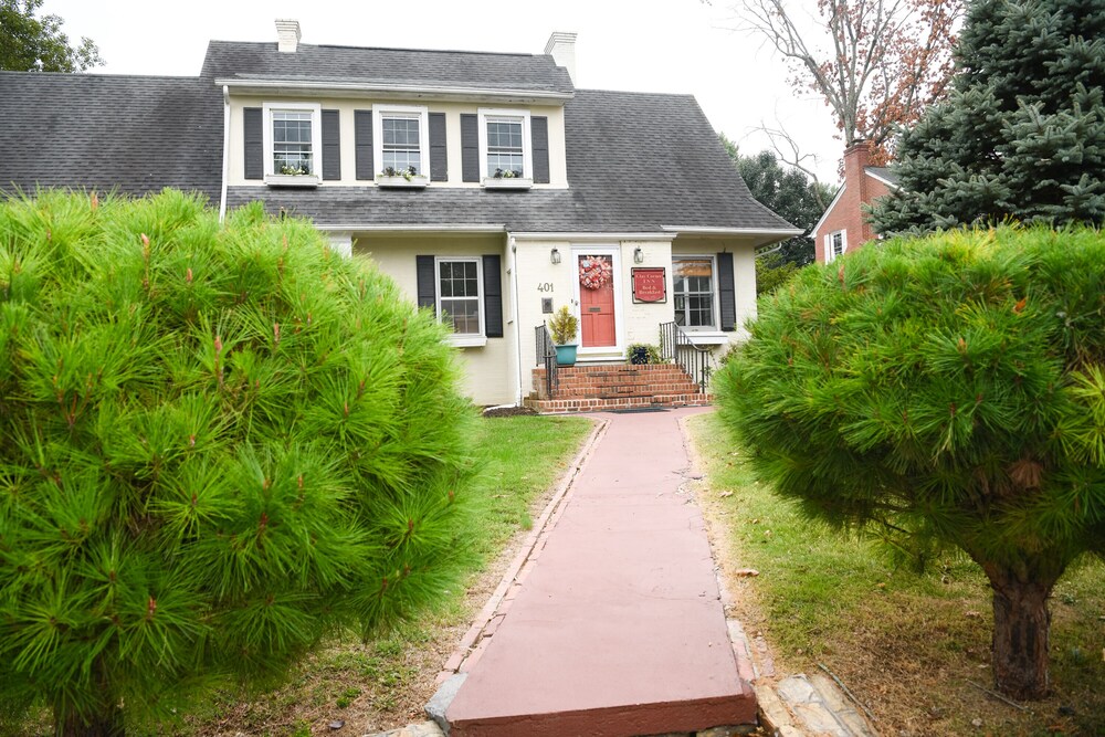 Blacksburg Bed & Breakfast - photo 99