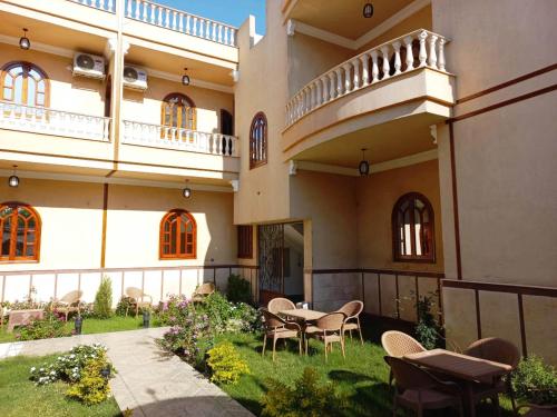Mikhaila Guest House