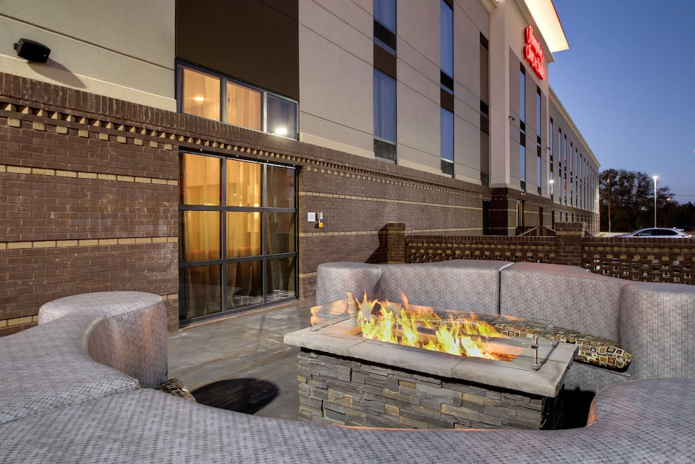 Hampton Inn & Suites Cordele - photo 47