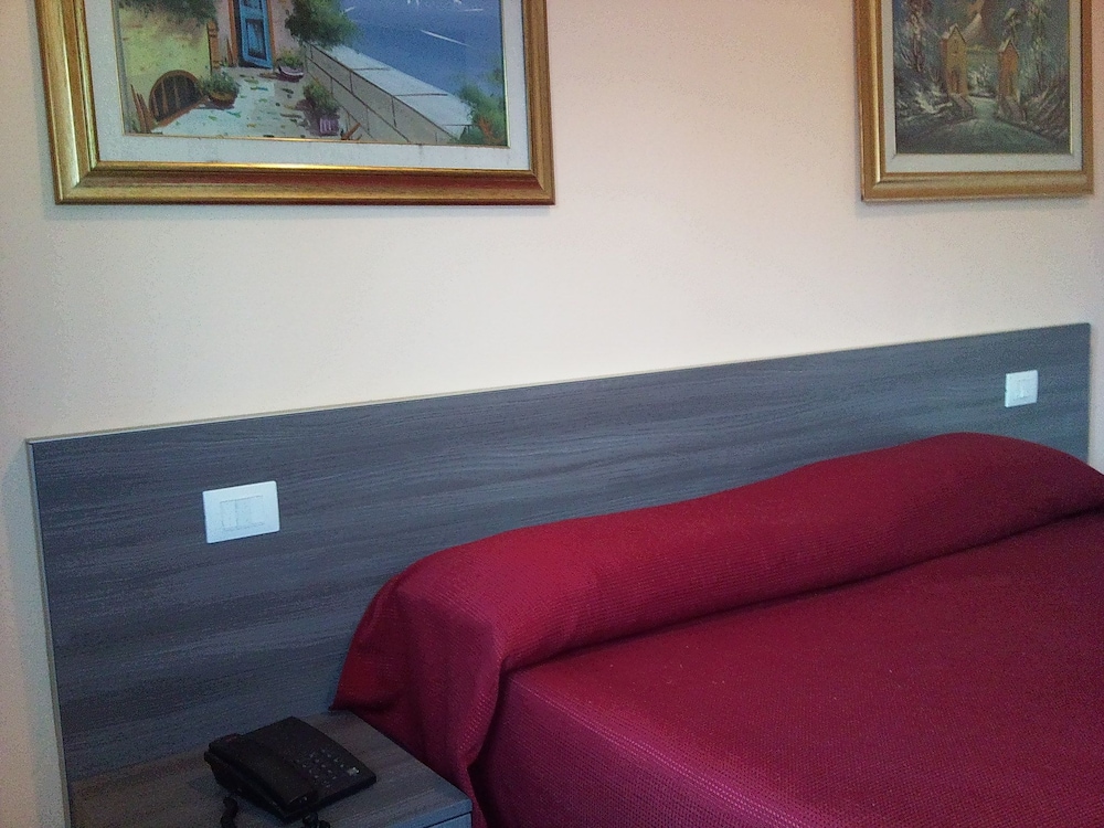 Hotel Bristol — hotel in Sesto San Giovanni