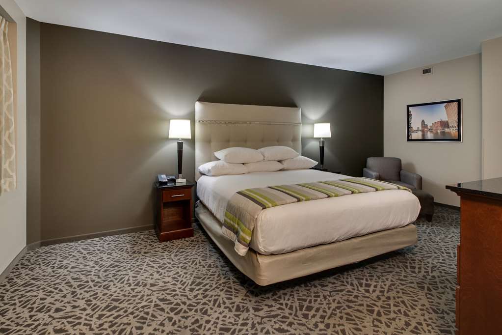 Drury Plaza Hotel Milwaukee Downtown - photo 21