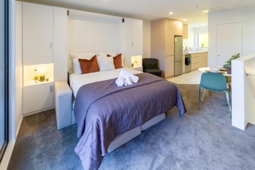 Trendy Central City Studio Stay — 4-Star Luxury Hotel in Christchurch, New Zealand