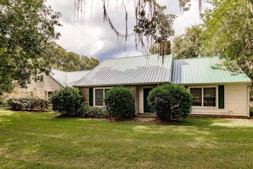 Friendly cottage with barn and pool — 4-Star Luxury Hotel in Ocala, United States