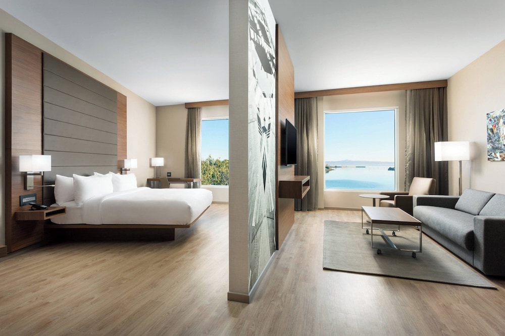 AC Hotel by Marriott San Francisco Airport Oyster Point Waterfront - photo 9