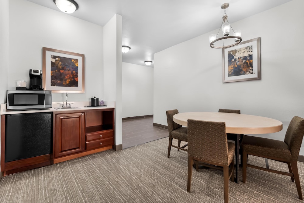 Hilton Garden Inn Amarillo - photo 35