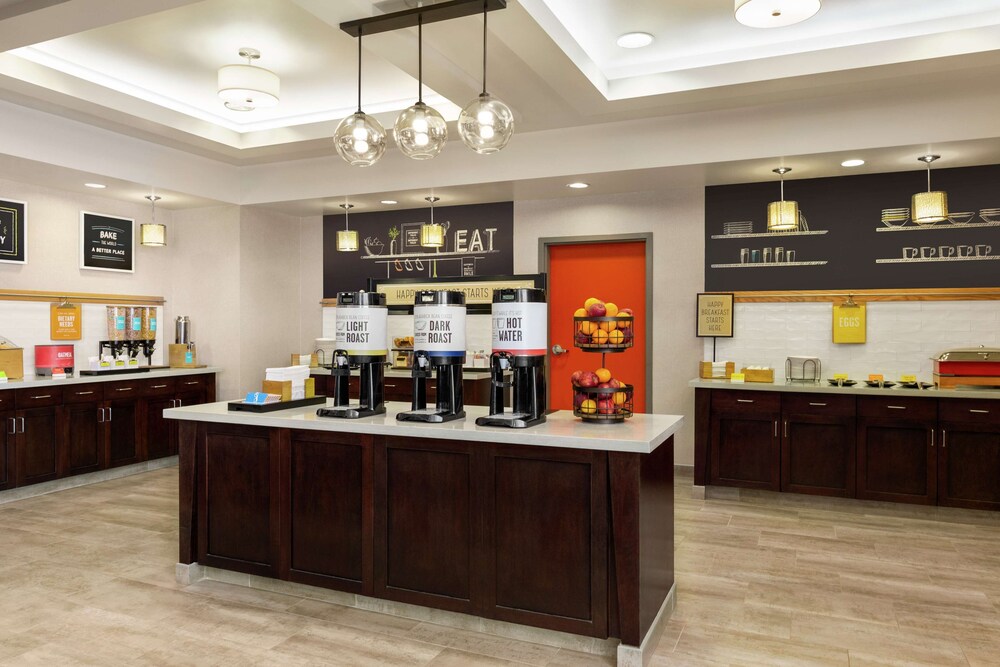 Hampton Inn & Suites York South - photo 33
