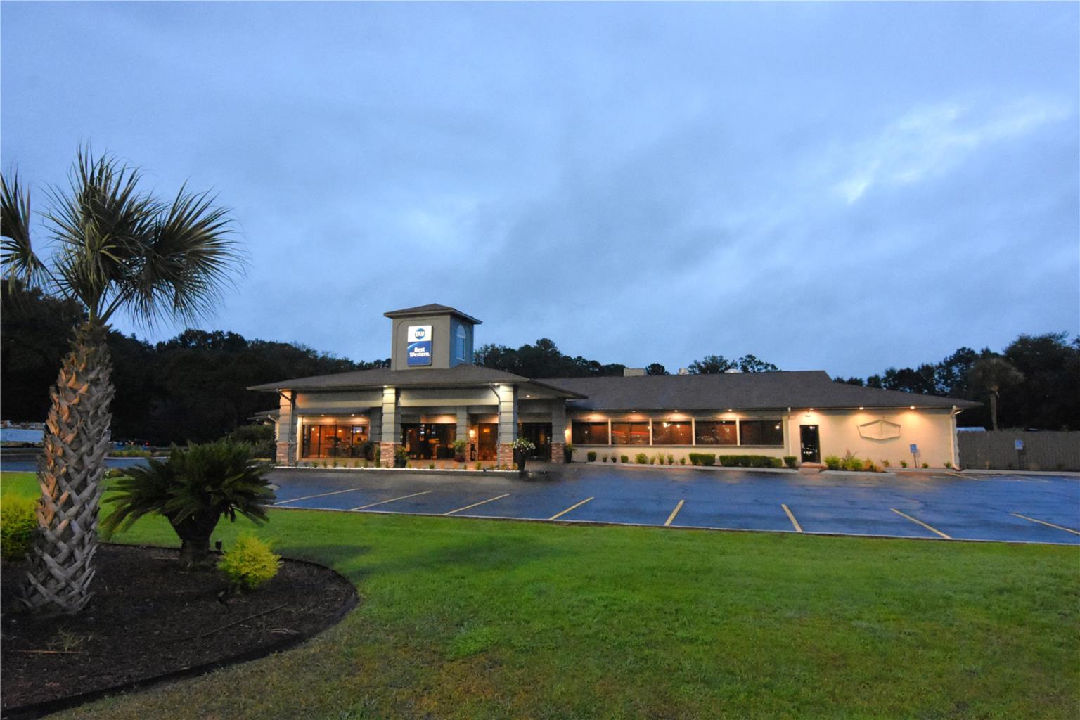Best Western Point South - photo 37