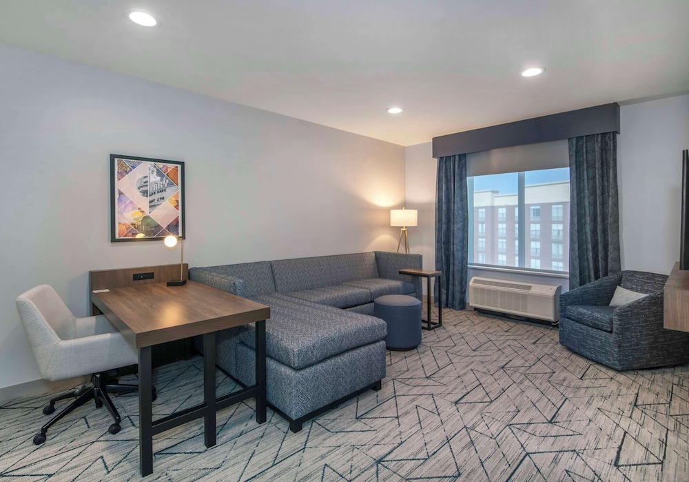 Hilton Garden Inn Raleigh Cary - photo 15