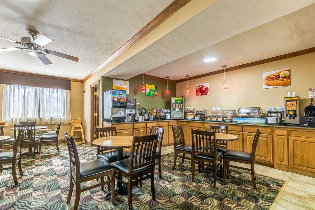 Quality Inn I 74 Batesville - photo 30