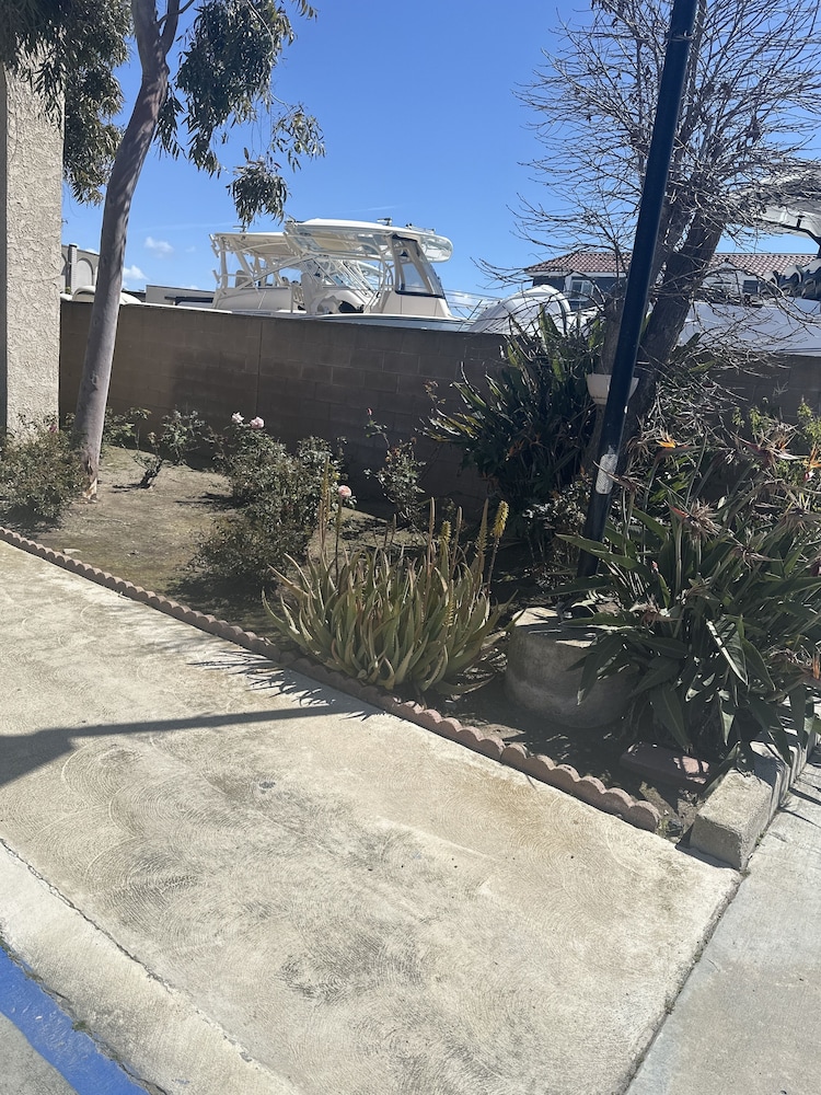 Oceanview Motel Huntington Beach - photo 35