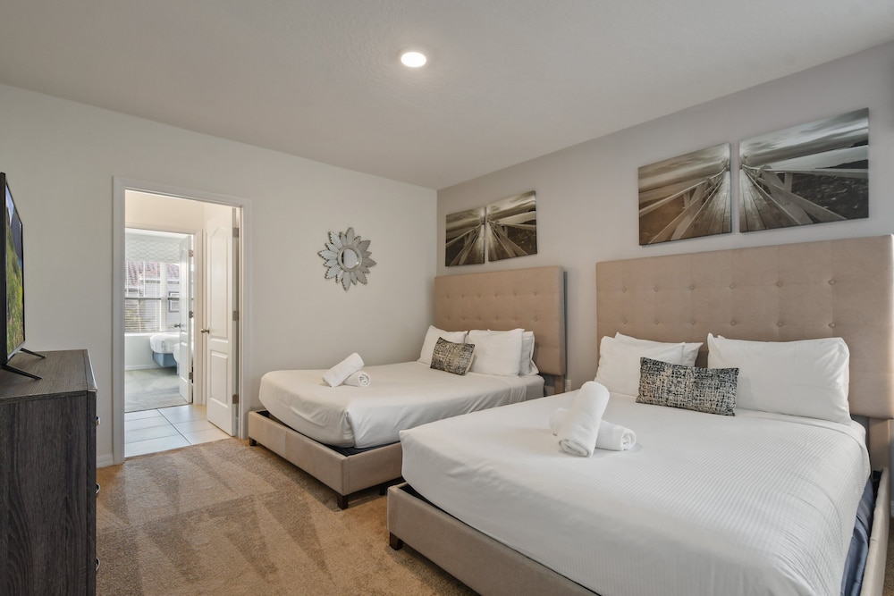 Elegant 7bed 5.5bath Pool Villa at Solterra Resort - photo 10