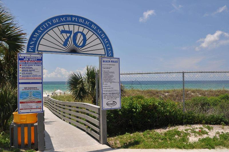 Travelodge by Wyndham Panama City Beach Beachfront - photo 3