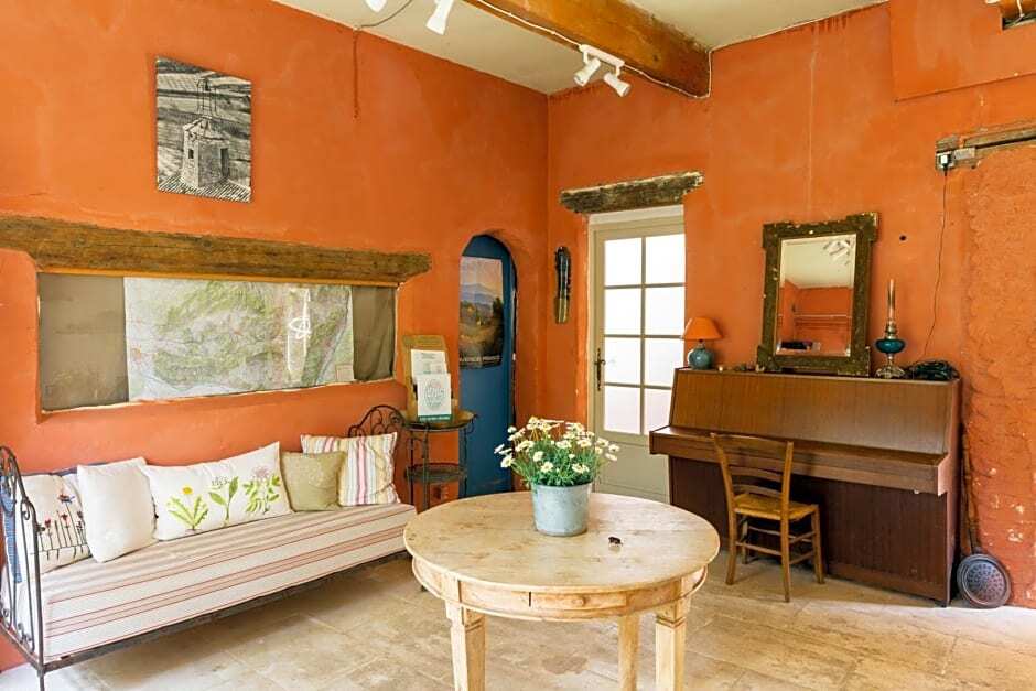 Poterie De Pierroux — Roussillon