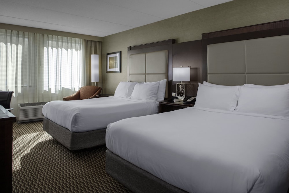 Crowne Plaza Boston Woburn by IHG - photo 13
