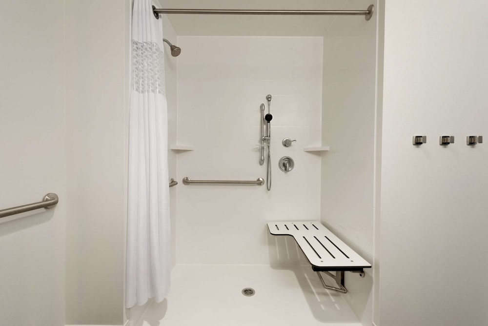 Hampton Inn Spring Hill TN - photo 20