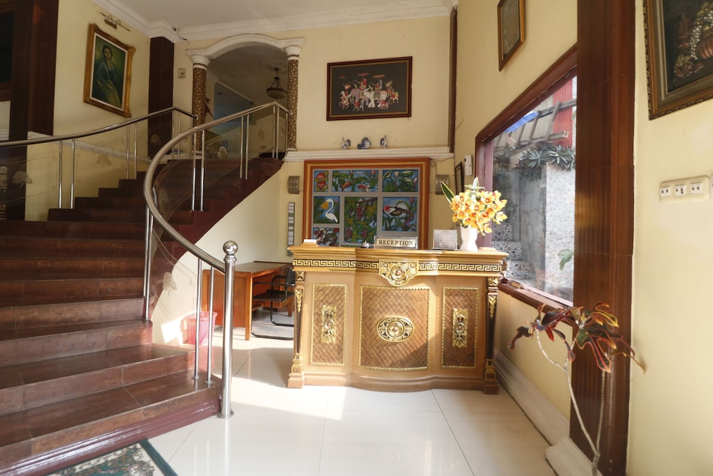 RedDoorz @ Cibogo Puncak Bogor — Bogor — photo 4