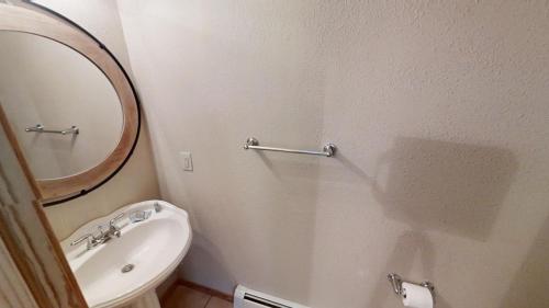 Karlin`s_ranch_house - photo 37