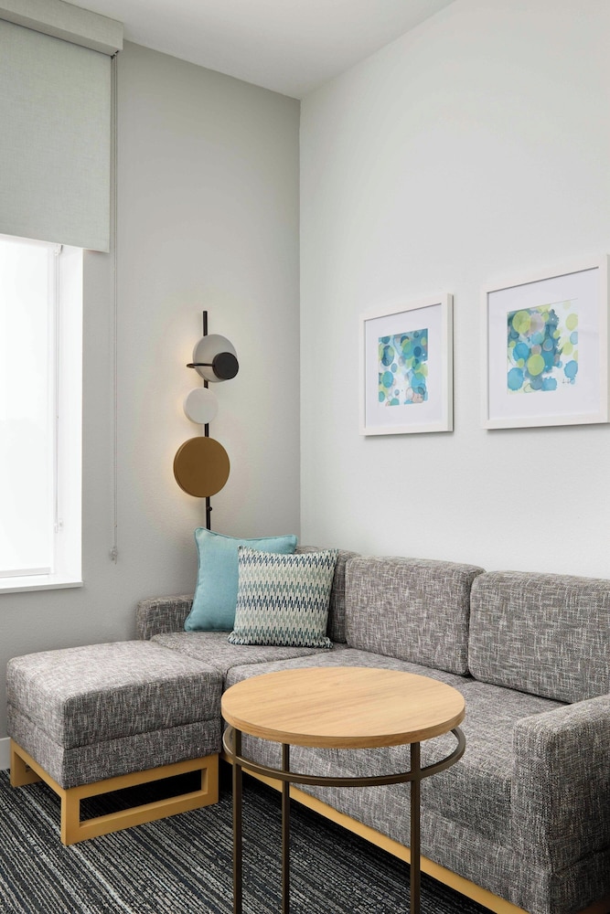TownePlace Suites by Marriott Plant City - photo 11