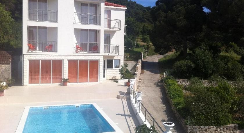 White House Lopud — 4-Star Luxury Hotel in Dubrovnik, Croatia