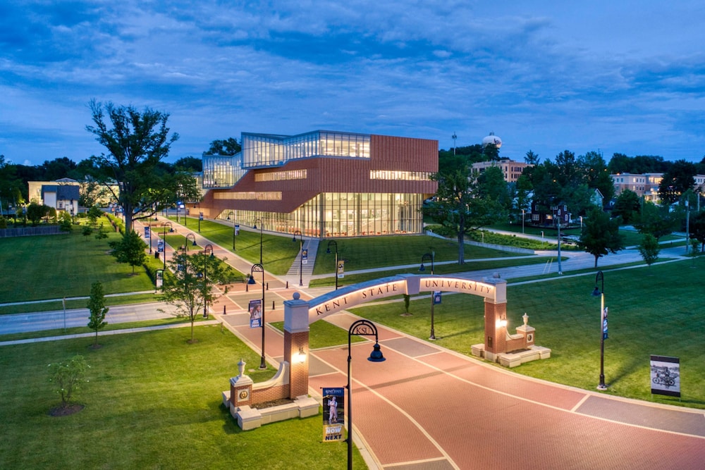 Kent State University Hotel and Conference Center - photo 28