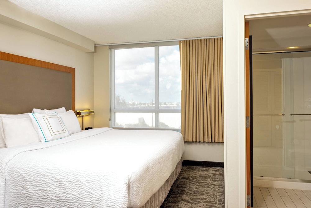 SpringHill Suites by Marriott Miami Airport South Blue Lagoon Area - photo 11