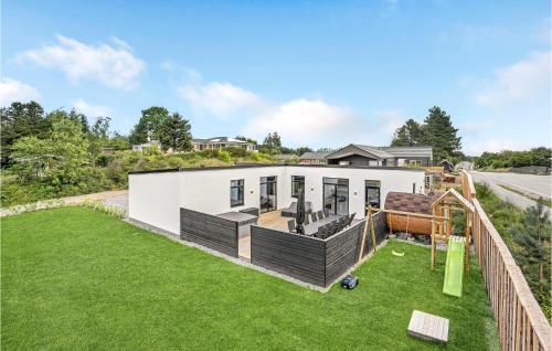 Beautiful Home In Ebeltoft With Sauna — 5-Star Luxury Hotel in Ebeltoft, Denmark